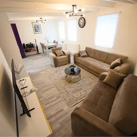 Tatil Evi Naehe Phantasialand, Therme Euskirchen *